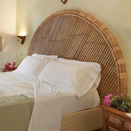 Relax Torreruja Thalasso & מלון